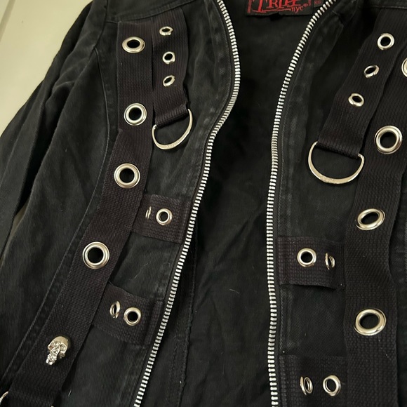 Tripp NYC Black Denim Jacket - Picture 7 of 9